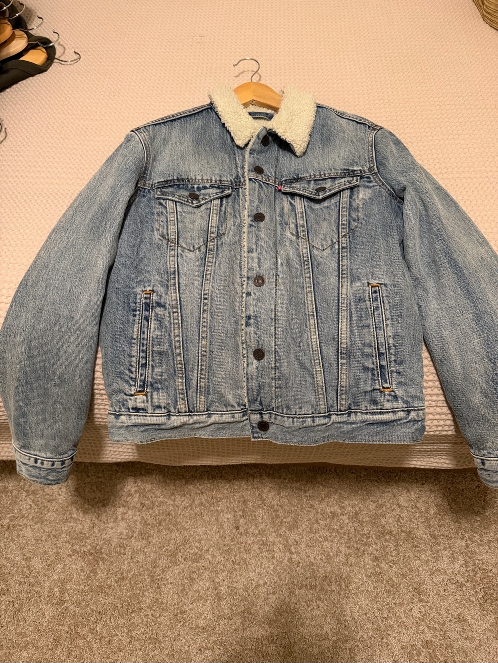 Classic Levi’s Sherpa-Lined Denim Jacket - Light Blue